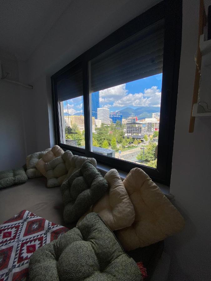 Entire Serviced Apartment With A Beautiful View Τίρανα Εξωτερικό φωτογραφία